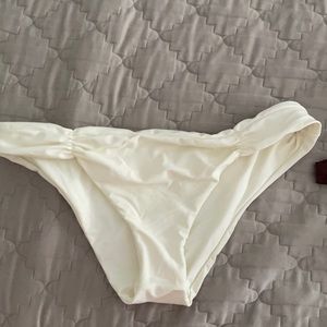 Monday Swimwear Clovelly bottoms Ivory size V